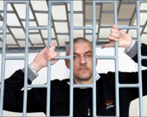 "Смерти мы не нужны, ты нужен своей маме и детям" - Клых написал письмо Сенцову