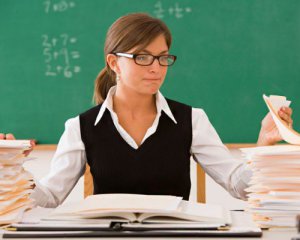 Нижче середнього: в МОН повідомили про реальні доходи вчителів