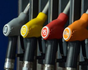 Бензин відчутно подорожчав: ціни на 8 жовтня