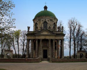 На Львівщині руйнується унікальний храм ХVIII століття