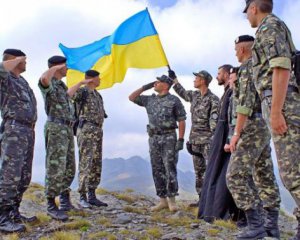 Сколько украинцев готовы взять оружие на защиту страны