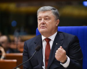 Порошенко: Україна готується дати відсіч Росії з Азову