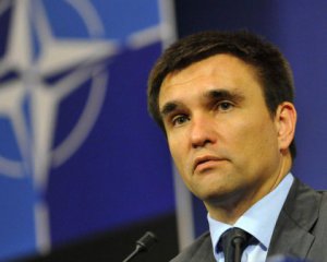 НАТО взявся охороняти українські склади з боєприпасами