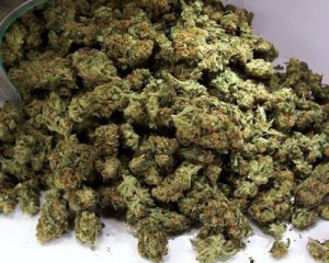 На всій території Канади офіційно легалізували марихуану