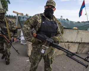 Боевики возле Луганска стягивают &quot;Грады&quot; и гаубицы