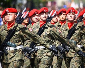 Польща збільшить військо на кордоні з Росією