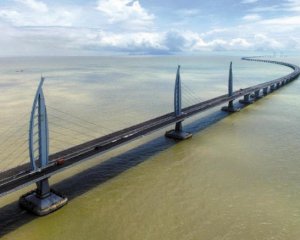 Повідомили дату офіційного відкриття найдовшого морського мосту в світі