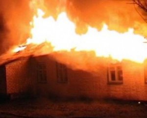 Мужчина с ребенком погибли в пожаре