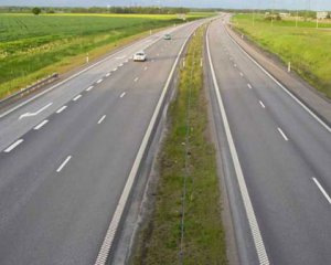 Тысячи километров: сколько в Украине появилось новых дорог