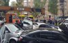 Масштабное ДТП в Киеве: неуправляемый кран столкнулся с не менее 20 авто