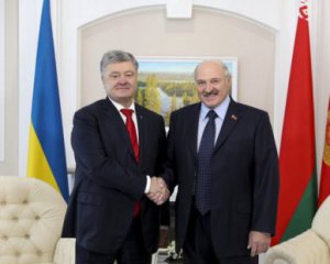 Лукашенко - Порошенко: &quot;Надо прекратить братоубийственную войну. Мы - к вашим услугам&quot;