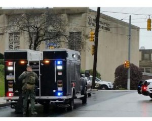В США у синагозі сталася стрілянина: багато загиблих та поранених