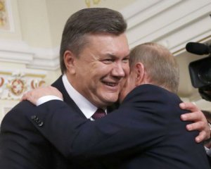 Адвоката запитали, де Янукович бере гроші