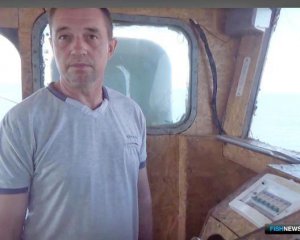 Оккупанты до сих пор не отпустили капитана украинского судна