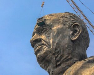 "Залізна людина" – відкрили найвищу статую у світі