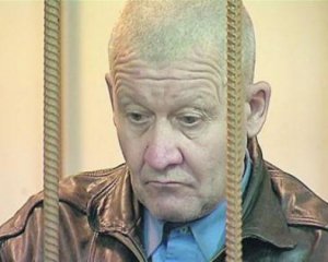 Тіло ніхто не забрав: як помер найжорстокіший серійний вбивця України