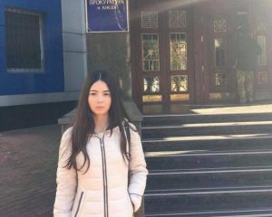 Студентка, которая заявляла об угрозах со стороны сотрудника Нацполиции Варченко, извинилась перед ним и его семьей