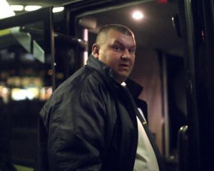 Водій автобуса напав на оператора білоруського театру