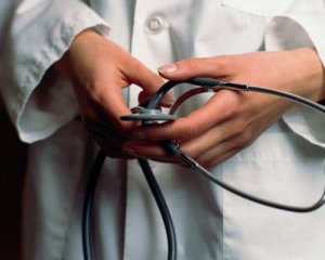 Лікарі місяць не помічали в немовляти небезпечної патології