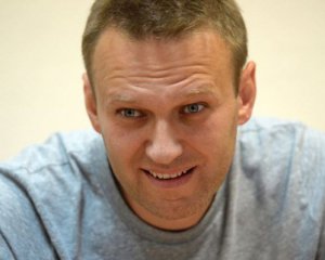 Олексія Навального не випускають з Росії