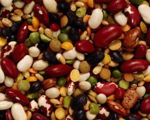 Супрун радить їсти бобові щодня