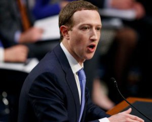 Марк Цукерберг заборонив користуватися iPhone у офісі Facebook