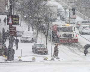 З першим снігом: як автомобілі потрапляють в аварії через опади