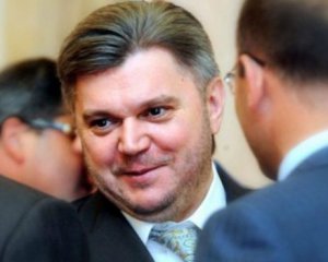 Сім'я екс-міністра Ставицького отримала громадянство Ізраїлю за підробленими документами