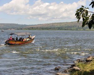 На озері Вікторія затонула яхта з принцем Уганди