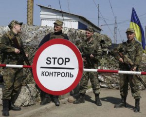 Іноземним журналістам заборонили відвідувати Крим