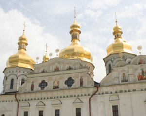 СБУ обшукує єпархії Московського патріархату на Житомирщині