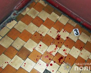 П'яний конфлікт між чоловіками закінчився кривавою різаниною