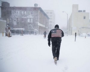 Снежный шторм оставил без света тысячи людей в США