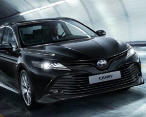Рада закупила Toyota Camry на более 5 млн