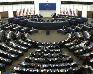 Европарламент принял жесткую резолюцию против РФ