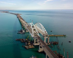 В Крыму оккупанты строят новый мост