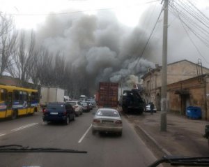 Показали масштабный пожар в отделение &quot;Новой почты&quot;