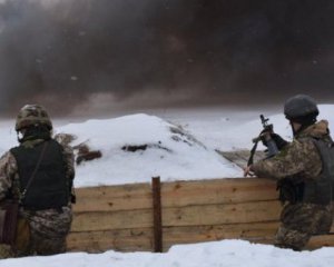 Ніч в ООС: 8 обстрілів, 1 поранений боєць