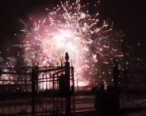 В Росії спалахнув склад з феєрверками