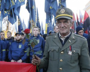 Порошенко підписав закон про визнання ветеранів ОУН та УПА учасниками бойових дій