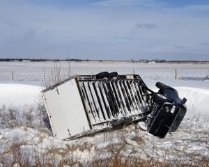 США накрили смертельні снігопади та зливи