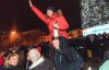 Пели, танцевали и бегали: как встретили Новый год в центре Киева
