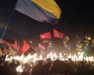 В Киеве отмечают 110 годовщину рождения Бандеры: прямая трансляция