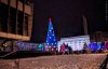 С полупустыми улицами и советской звездой: как праздновали новый год в оккупированном Луганске