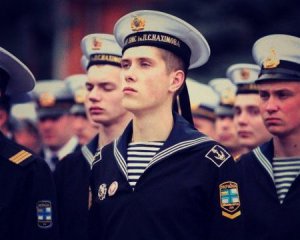 Активисты передали посылки для украинских моряков в Лефортово