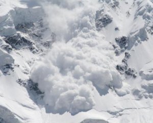 Туристам на замітку: Попередили про нову небезпеку в Альпах