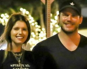 Зірка "Вартових галактики" і донька Шварценеґґера заручилися