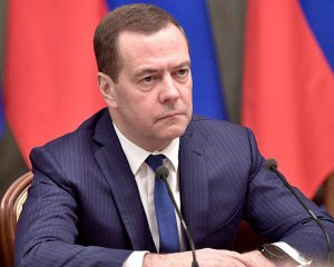 &quot;Мы ничего не обещали&quot;: Медведев отказал Лукашенко в компенсации от налогового маневра РФ