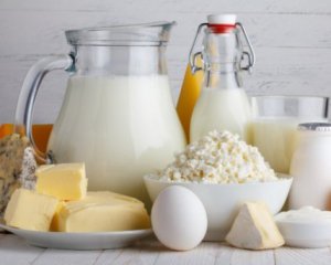 Дороже, чем в Польше: посчитали, сколько стоит молочка в Украине
