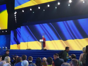 &quot;Не відступлю ні на крок&quot; - Тимошенко йде в президенти